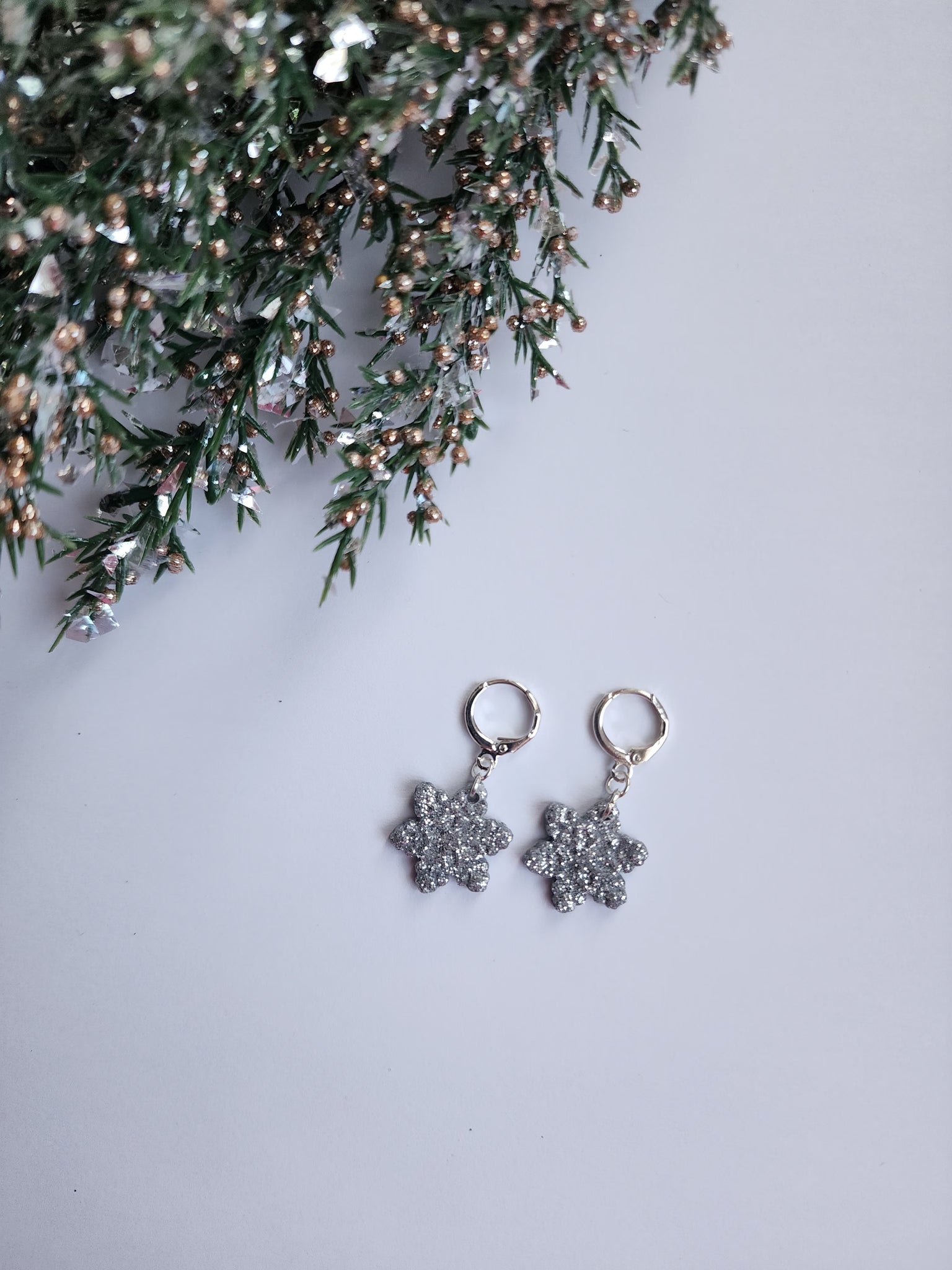 Glitter Snow Dangle