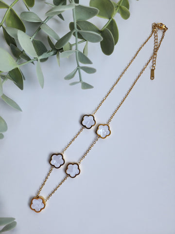Classy Pearl Necklace